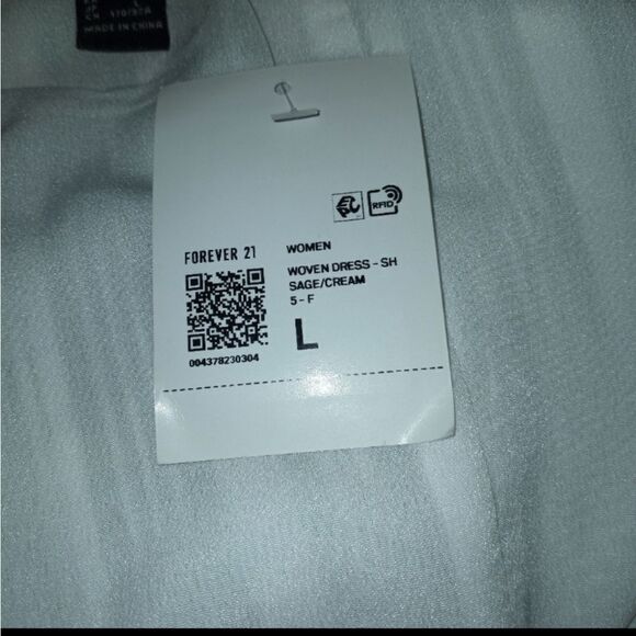 FOREVER 21 WHITE & GREEN STRIPE WRAP DRESS SZ.L NWT - Picture 12 of 13